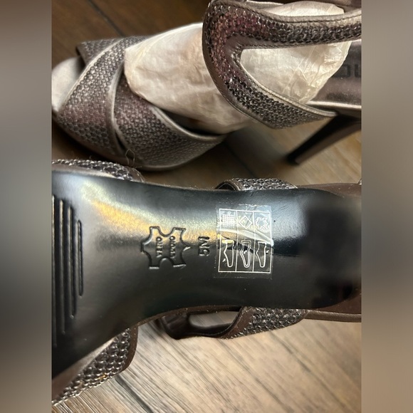 Moda High Heels - Picture 2 of 3